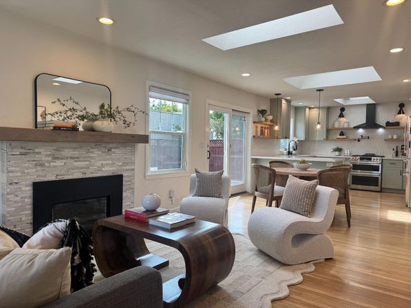 1005 Hall Street, San Carlos CA 94070