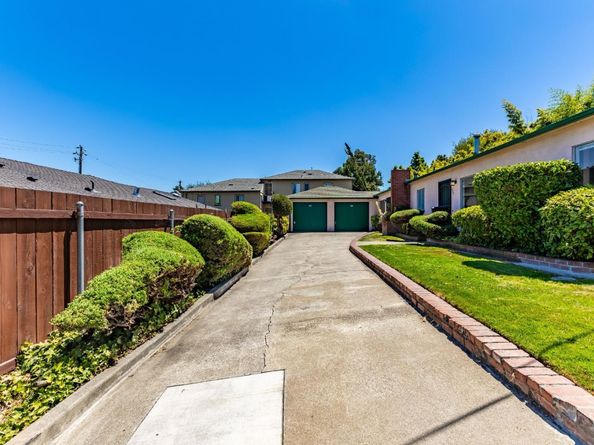 987 Simon Street, Hayward CA 94541