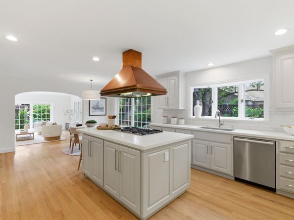 8 Almendra Lane, Los Altos CA 94022