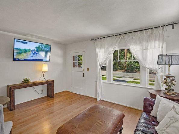 622 Palo Alto Avenue, Palo Alto CA 94301