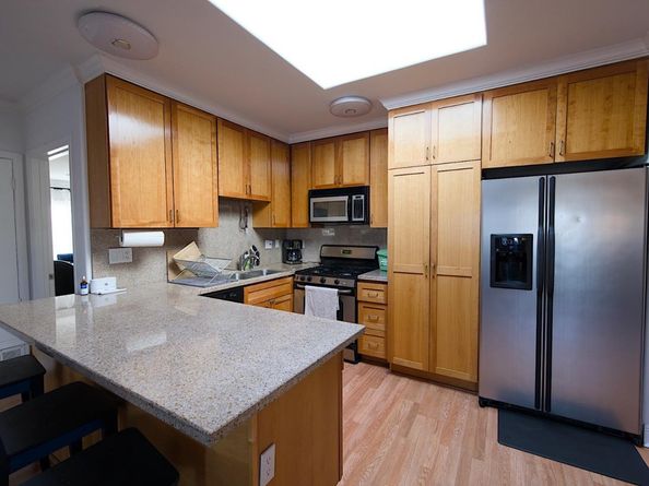 1515 14th Avenue 406, Oakland CA 94606