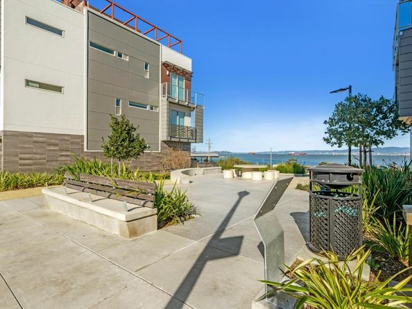 501 Hudson Avenue 304, San Francisco CA 94124