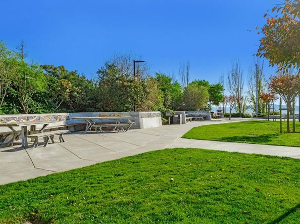 501 Hudson Avenue 304, San Francisco CA 94124