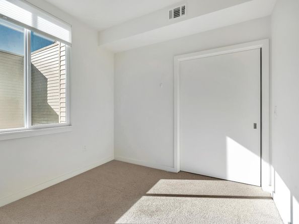 501 Hudson Avenue 304, San Francisco CA 94124
