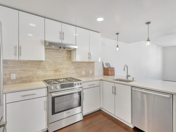 501 Hudson Avenue 304, San Francisco CA 94124