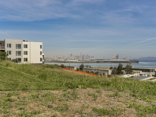 501 Hudson Avenue 304, San Francisco CA 94124