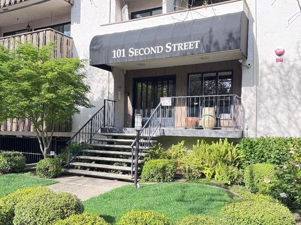 101 2nd Street 5, Los Altos CA 94022