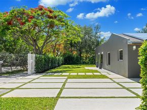 5943 SW 62nd St, South Miami FL 33143