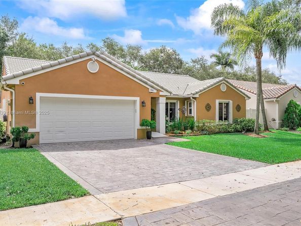 1841 SW 124th Way, Miramar FL 33027