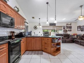 1841 SW 124th Way, Miramar FL 33027