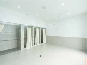 7751 NW 107th Ave 721, Doral FL 33178