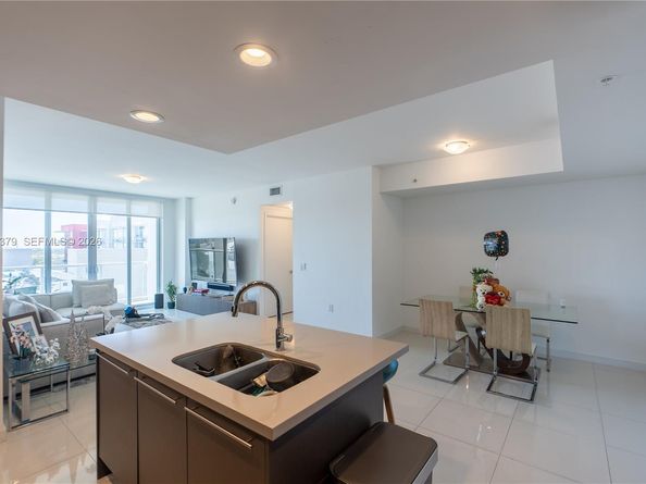 7751 NW 107th Ave 721, Doral FL 33178