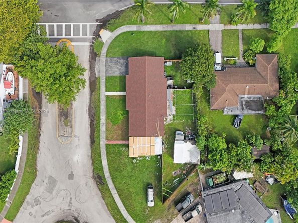 16005 SW 107th Ct, Miami FL 33157
