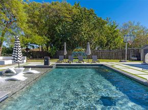 13741 SW 72nd Ter, Miami FL 33183