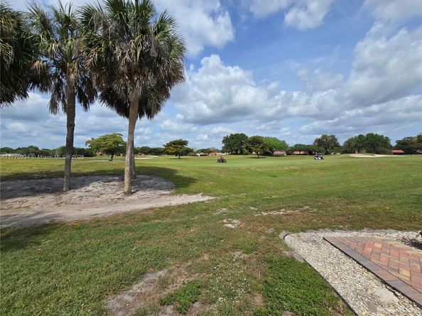 5645 Lakeview Mews Dr, Boynton Beach FL 33437