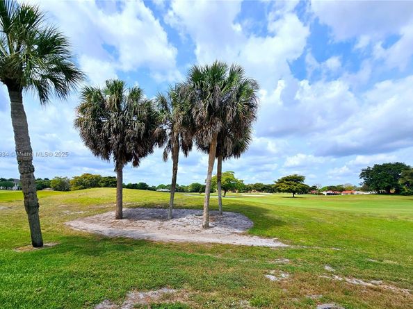 5645 Lakeview Mews Dr, Boynton Beach FL 33437