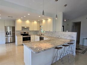 5645 Lakeview Mews Dr, Boynton Beach FL 33437