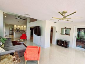 5645 Lakeview Mews Dr, Boynton Beach FL 33437