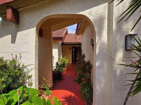 5645 Lakeview Mews Dr, Boynton Beach FL 33437