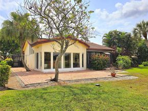 5645 Lakeview Mews Dr, Boynton Beach FL 33437