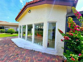 5645 Lakeview Mews Dr, Boynton Beach FL 33437