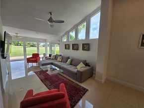 5645 Lakeview Mews Dr, Boynton Beach FL 33437