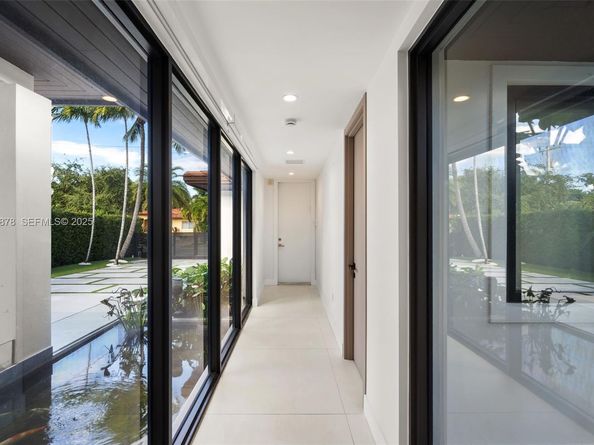 710 + 700 S Shore Dr, Miami Beach FL 33141