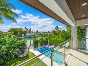 710 + 700 S Shore Dr, Miami Beach FL 33141