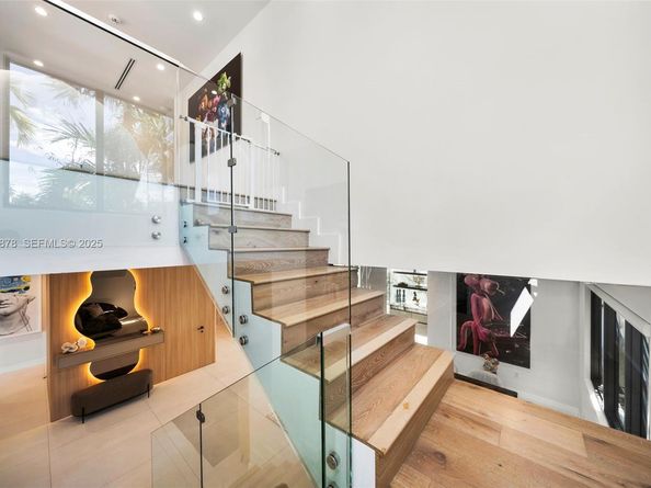 710 + 700 S Shore Dr, Miami Beach FL 33141