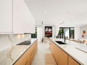 710 + 700 S Shore Dr, Miami Beach FL 33141