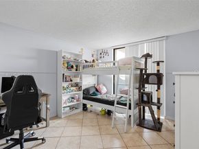 7300 Wayne Ave 217, Miami Beach FL 33141