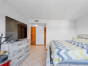 7300 Wayne Ave 217, Miami Beach FL 33141