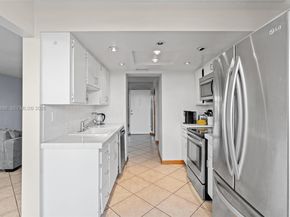 7300 Wayne Ave 217, Miami Beach FL 33141