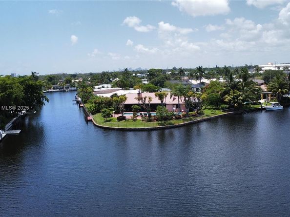 160 Cypress Club Dr 608, Pompano Beach FL 33060
