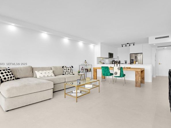 5700 Collins Ave 3J, Miami Beach FL 33140