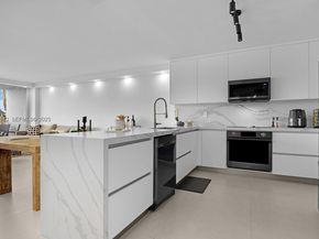 5700 Collins Ave 3J, Miami Beach FL 33140