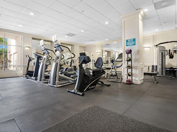 5700 Collins Ave 3J, Miami Beach FL 33140