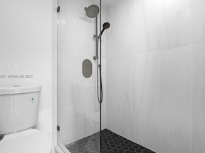 5700 Collins Ave 3J, Miami Beach FL 33140