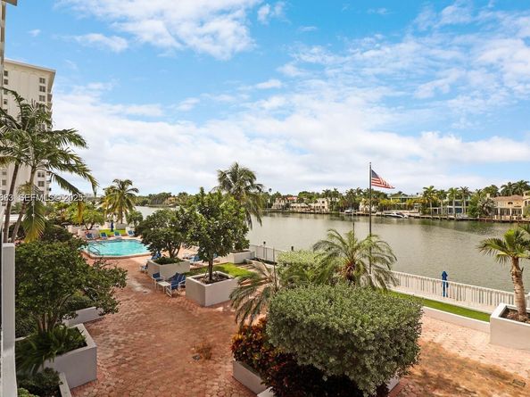 5700 Collins Ave 3J, Miami Beach FL 33140