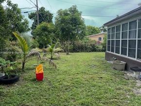 1301 NW 175th St, Miami Gardens FL 33169
