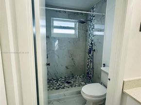 18961 NW 22nd St, Pembroke Pines FL 33029