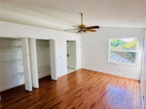 18961 NW 22nd St, Pembroke Pines FL 33029