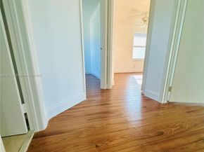 18961 NW 22nd St, Pembroke Pines FL 33029