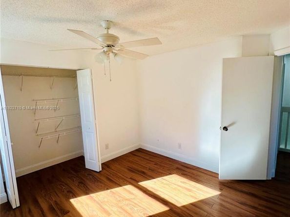 18961 NW 22nd St, Pembroke Pines FL 33029