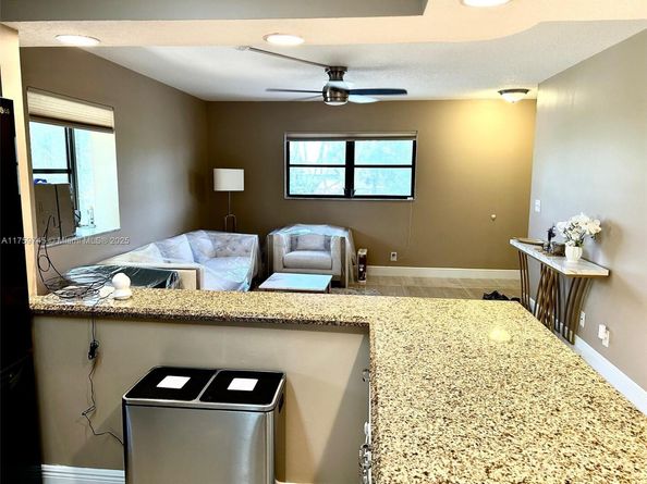 7735 NW 79th Ave 315, Tamarac FL 33321