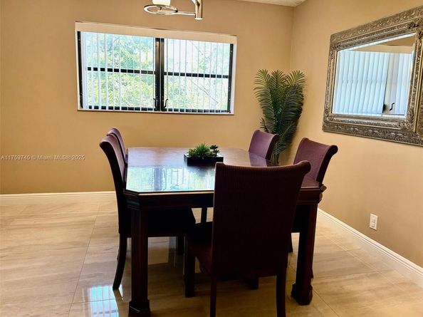 7735 NW 79th Ave 315, Tamarac FL 33321