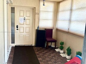 7735 NW 79th Ave 315, Tamarac FL 33321