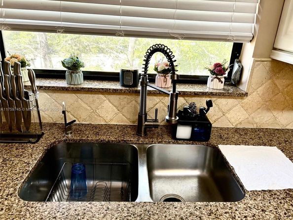 7735 NW 79th Ave 315, Tamarac FL 33321