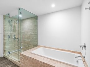 2900 NE 7th Ave 1402, Miami FL 33137