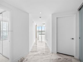 2900 NE 7th Ave 1402, Miami FL 33137